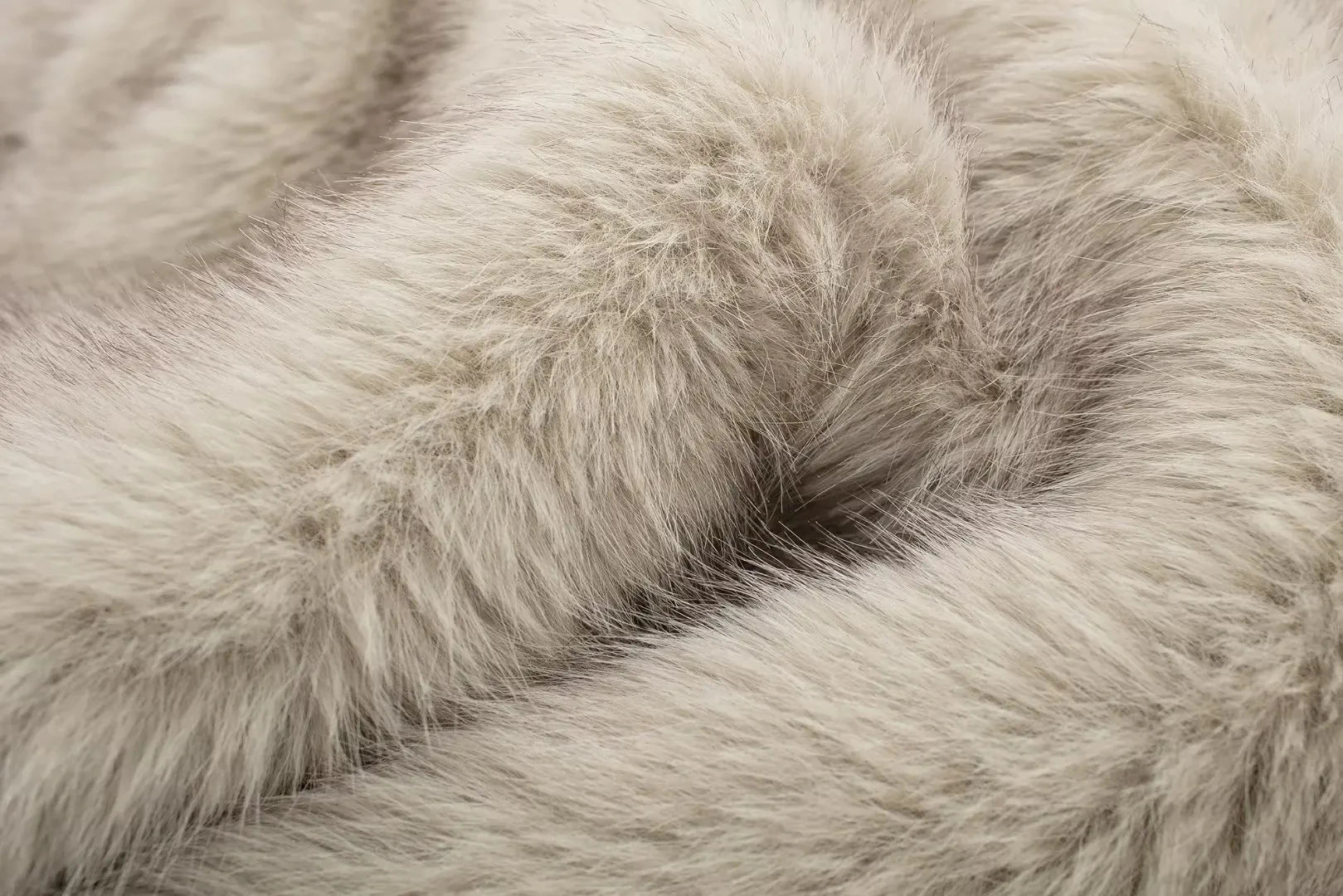 Elegant Faux Fur Coat Warm Fluffy - Lunara shop