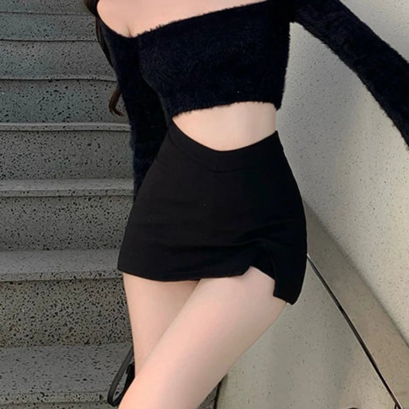 Black Split Mini Skirt - Lunara shop